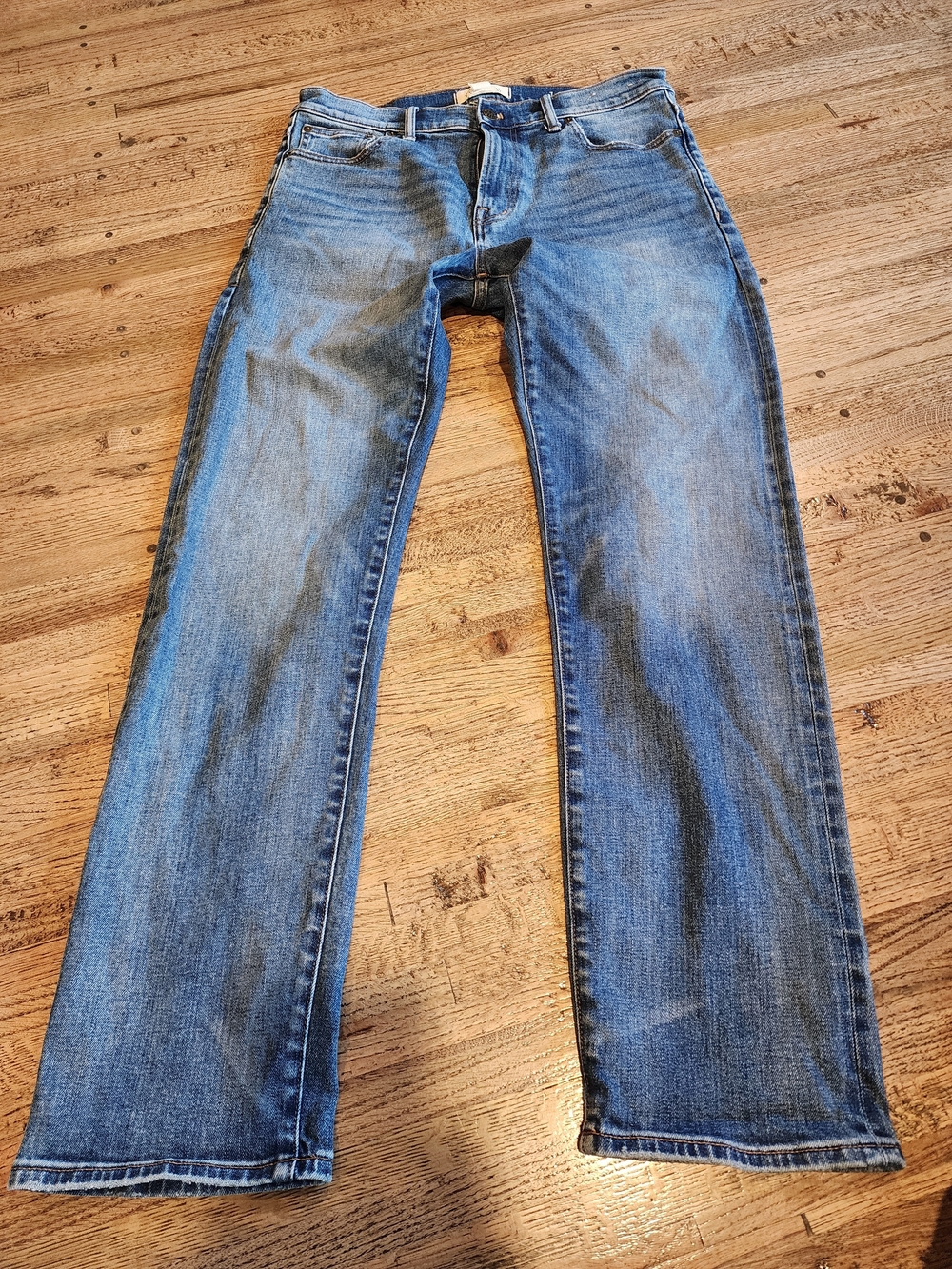 Madewell Men's Straight Jeans - Medium Blue Wash